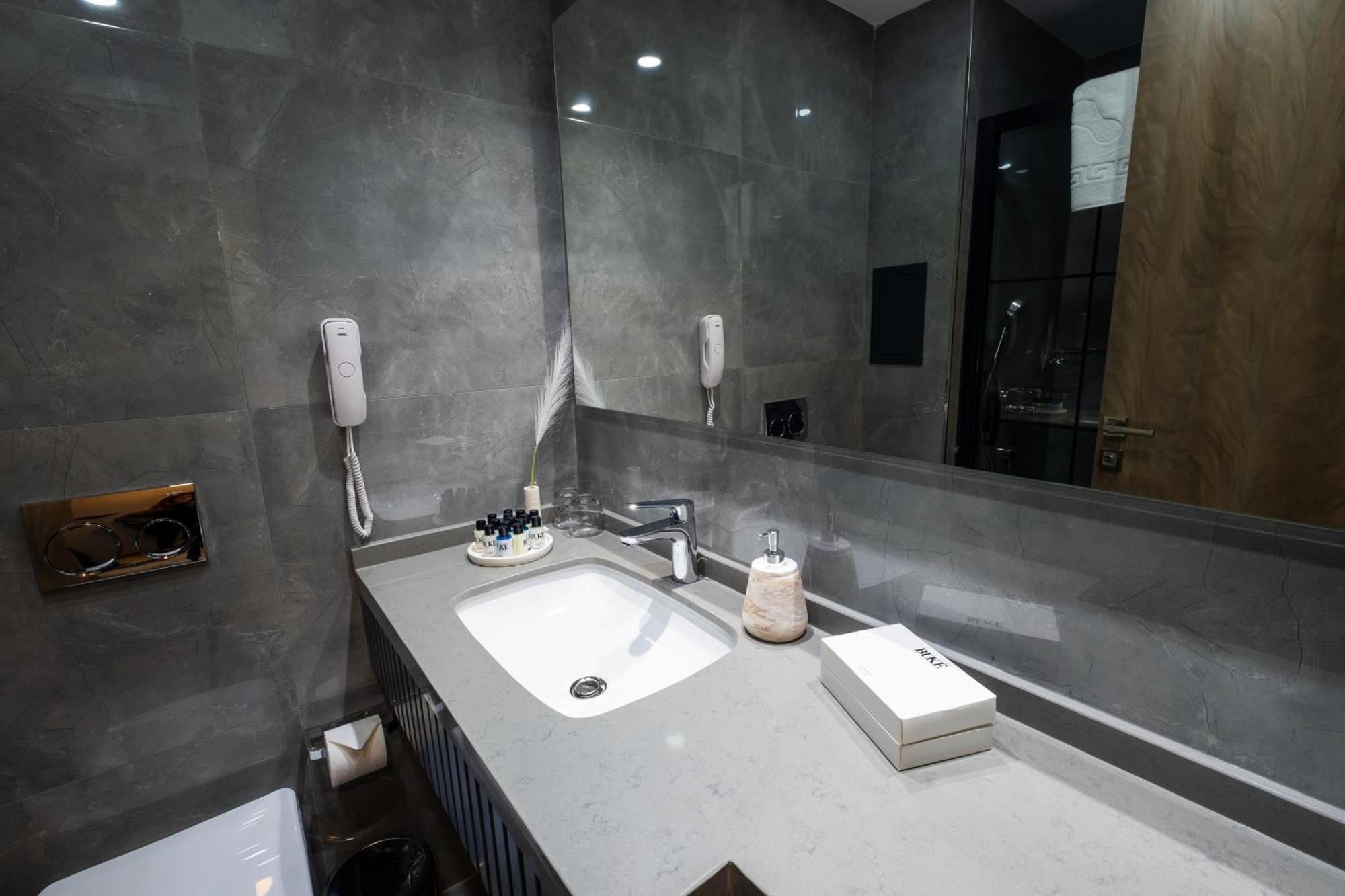 Buke Hotel Bomonti Istanbul Exterior foto
